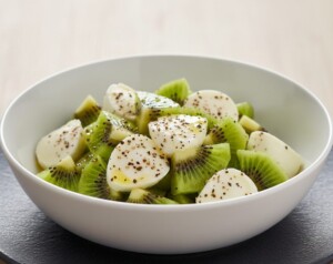 きょうの料理のレシピ・キウイとモッツァレラチーズのサラダ