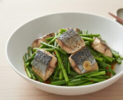 土曜はナニするのレシピ・サバとニラのレンジ蒸し