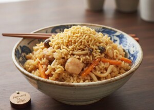 ミキティダイニングのレシピ・ベビースター炊き込みご飯