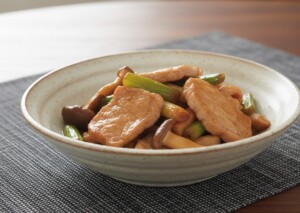 キューピー3分クッキングのレシピ・豚ロースとねぎの黒酢照り焼き