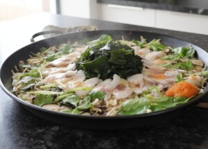 ZIPのレシピ・香るわかめバターご飯 de パエリア