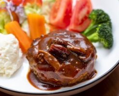 トリセツショーのレシピ・大豆ミート入りハンバーグ