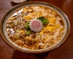 どさんこワイド179のレシピ・なめこ卵とじ蕎麦