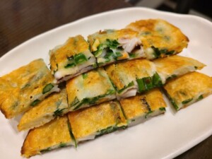 どさんこワイド179のレシピ・ちくわとふりかけのチヂミ