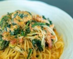 ノンストップのレシピ・ベーコンとホウレンソウのトマトクリームパスタ