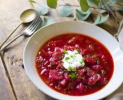 キューピー3分クッキングのレシピ・ビーツと豚肉の無水煮込み