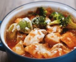 ホンマでっかtvのレシピ・甘塩鮭とアボカドのトマトジュース鍋