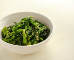 あさイチのレシピ・菜の花のメープルごまあえ