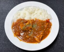 キューピー3分クッキングのレシピ・鶏肉と玉ねぎのカレー