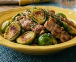 DayDay(デイデイ)のレシピ・ゆで豚と芽キャベツのバター炒め