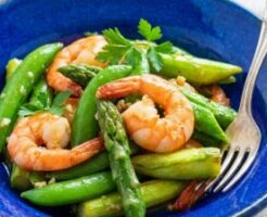 きょうの料理のレシピ・アスパラとスナップえんどう、えびのガーリック炒め