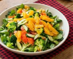 沸騰ワード10のレシピ・オレンジドレッシングのシーフードサラダ