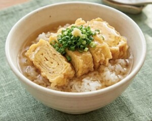 ぺこもぐキッチンのレシピ・揚げ出汁卵のあんかけ丼