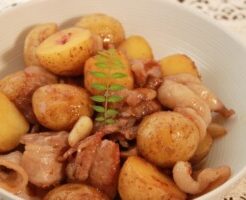 きょうの料理ビギナーズのレシピ・新じゃがいものピリ辛煮