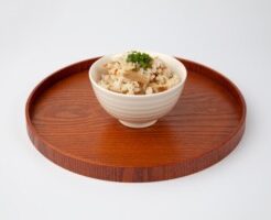 あさイチレシピ• 甘辛牛ごぼうの混ぜご飯