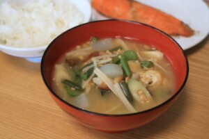 キューピー3分クッキングのレシピ・山菜と春野菜の豚汁