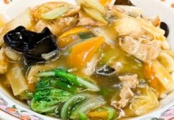 滝沢カレン&和田明日香のフィーリンきっちんのレシピ・タケノコのカラフル中華丼