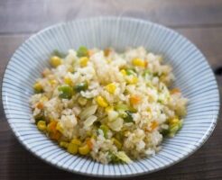 DayDay(デイデイ)のレシピ・春キャベツのピラフ風 炊き込みごはん