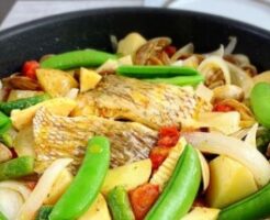 なないろ日和のレシピ・皮パリ鰆とタケノコのネギ塩レモンだれがけ