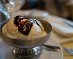 グレーテルのかまどのレシピ・ホットファッジサンデー