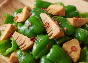 ノンストップのレシピ・タケノコとピーマンの肉みそ炒め