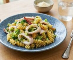 滝沢カレン&和田明日香のフィーリンきっちんのレシピ・削りブロッコリーとイカのパスタ