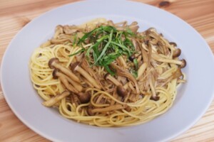 相葉マナブのレシピ・新玉ねぎとキノコの和風パスタ