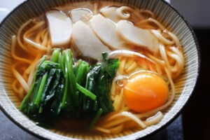 どさんこワイド179のレシピ・小松菜うどん