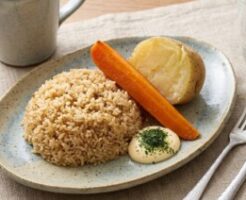 どさんこワイド179のレシピ・おかかバターご飯と温野菜