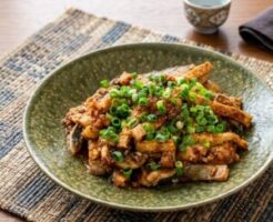 DAIGOも台所のレシピ・アジと油揚げの香味蒸し