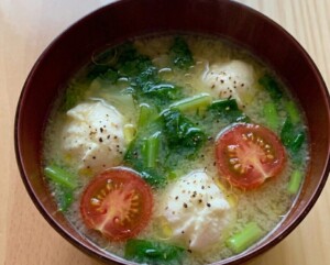 DayDay(デイデイ)のレシピ・カプレーゼ味噌汁