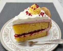 グレーテルのかまどのレシピ・真っ赤なベリーケーキ