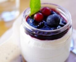 きょうの料理のレシピ・ブルーベリーソースで簡単レアチーズケーキ