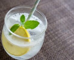 青空レストランのレシピ・はちみつレモンスカッシュ