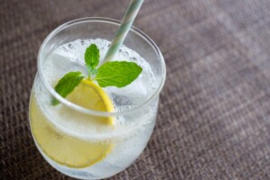 青空レストランのレシピ・はちみつレモンスカッシュ