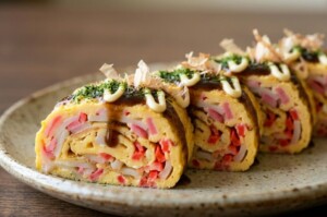 どさんこワイド179のレシピ・なると入りロールお好み焼き