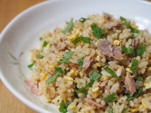 ノンストップのレシピ・ツナと青ジソのチャーハン