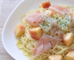 ラヴィットのレシピ・桃と生ハムのカッペリーニ風