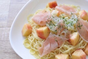 ラヴィットのレシピ・桃と生ハムのカッペリーニ風