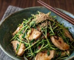 DAIGOも台所のレシピ・豆苗と鶏肉の梅和え