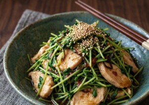 DAIGOも台所のレシピ・豆苗と鶏肉の梅和え