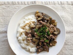 キューピー3分クッキングのレシピ・なすのドライカレー