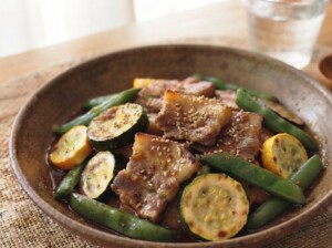 ひるおびのレシピ・ズッキーニと豚バラ肉の生姜焼き