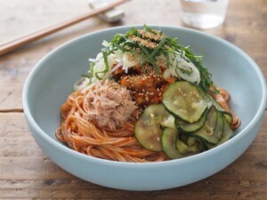 滝沢カレン&和田明日香のフィーリンきっちんのレシピ・生ズッキーニのビビン麵