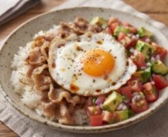 DayDay(デイデイ)のレシピ・豚肉ポキ丼