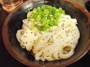 櫻井・有吉THE夜会のレシピ・ネギ塩だれ醤油バターうどん