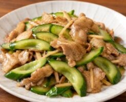 きょうの料理のレシピ・きゅうりと豚バラの甘辛炒めサラダ
