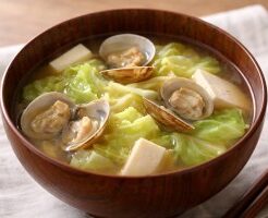 どさんこワイド179のレシピ・アサリとキャベツの食べる味噌汁