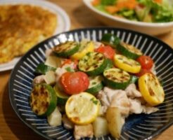 相葉マナブのレシピ・ズッキーニと鶏肉のガリバタ炒め