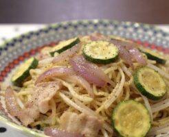 相葉マナブのレシピ・ズッキーニの塩焼きそば